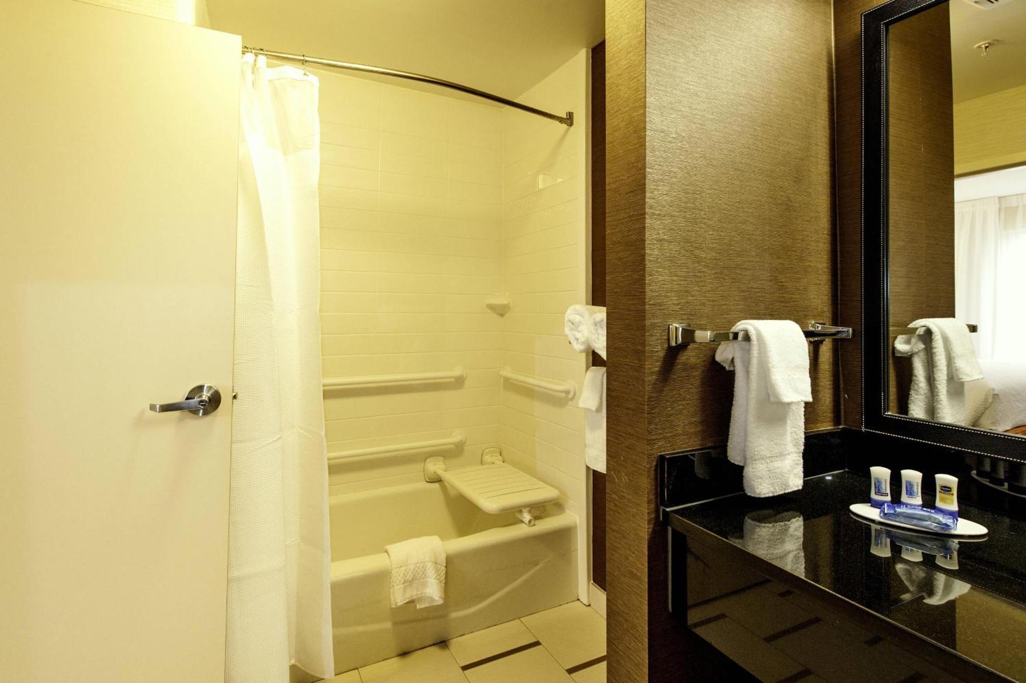 Fairfield Inn & Suites By Marriott Meridian Kültér fotó